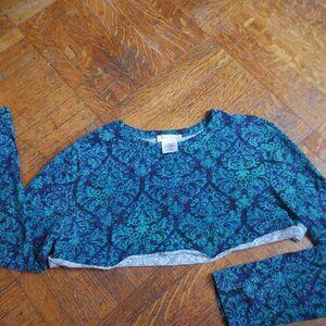 Crop Top Long Sleeve!